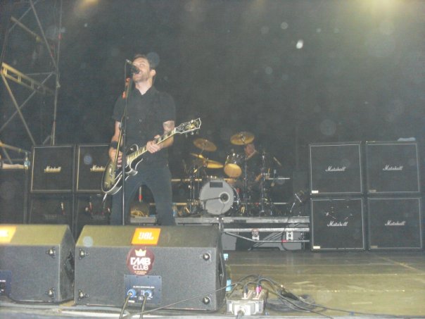 fotosession-gruppa-RiseAgainst-live-in-st-petersburg-Give-it-all-2009