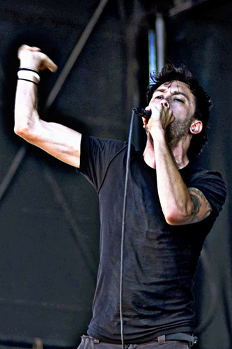 photo-Tim-McIlrath-vocal-Rise-Against-private-foto-Hero-of-War-2011