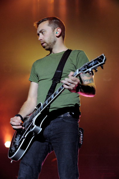 photograph-Tim-McIlrath-vocal-Rise-Against-out-scene-Endgame-2003
