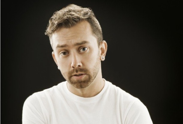 photosession-Tim-McIlrath-vocalist-RiseAgainst-home-photos-Savior-2012