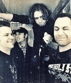 fotos-Mr-Precision-hard-core-Rise-against-home-photos-1999