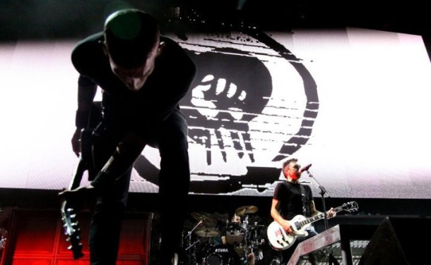 fotografii-hard-core-RiseAgainst-Live-at-KROQ-Weenie-Roastt-2011