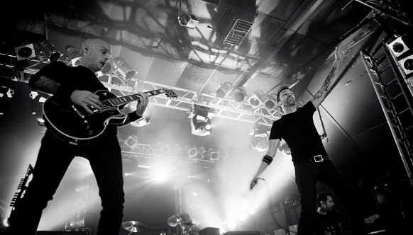 photoset-Tim-McIlrath-hard-core-RiseAgainst-koncert-Wait-for-Me-2011