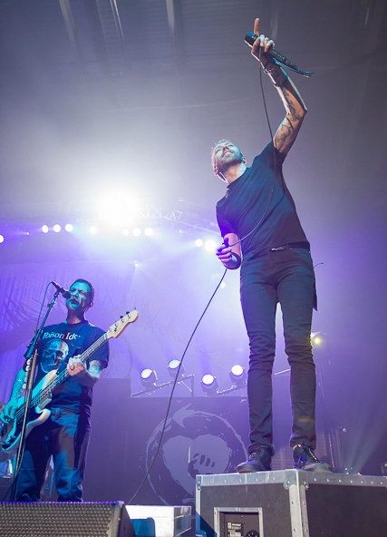 photo-Brandon-Barnes-hard-core-RiseAgainst-concert-Broken-Mirrors-2012