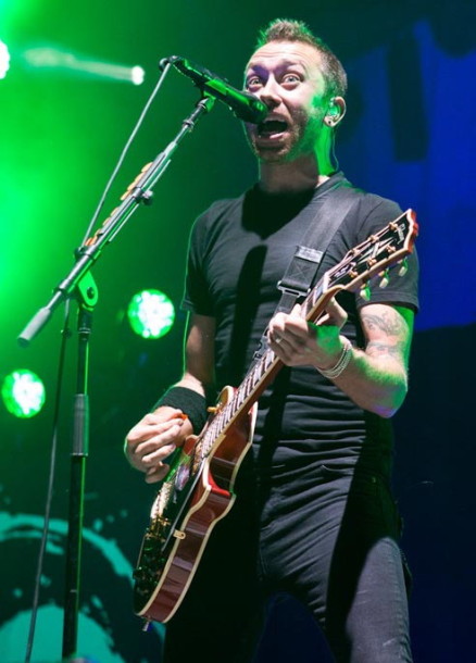 photos-Brandon-Barnes-hard-core-Rise-Against-live-concert-Endgame-2012