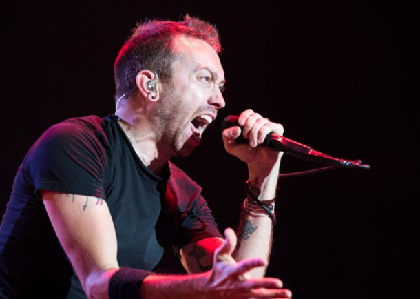 photoset-Zach-Blair-rock-gruppa-RiseAgainst-Music-Hall-Architects-2012