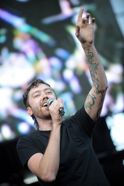 fotos-live-Mr-Precision-punk-band-Rise-against-Endgame-festival-2010