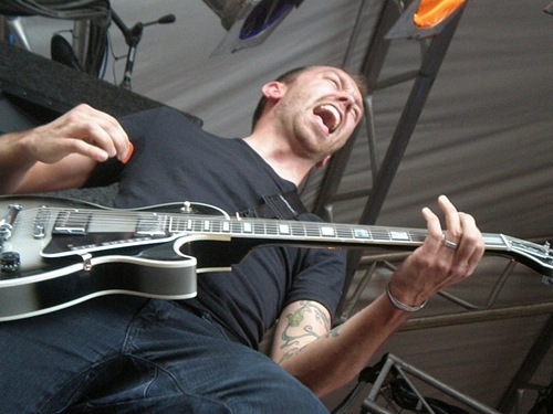 fotos-live-Mr-Precision-punk-band-Rise-against-Endgame-festival-2010