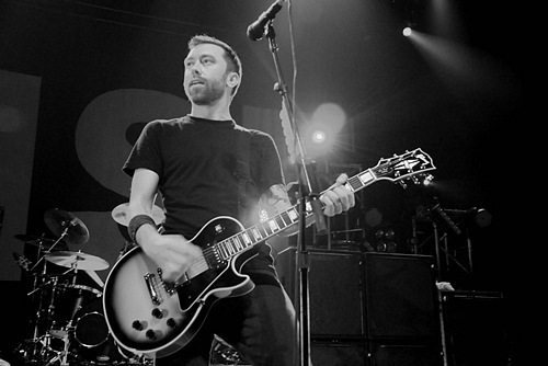 fotos-live-Zach-Blair-punk-gruppa-Rise-against-Satellite-on-scene-2003
