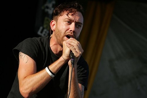 photo-Brandon-Barnes-punk-band-Rise-Against-Lanterns-v-givyu-2008