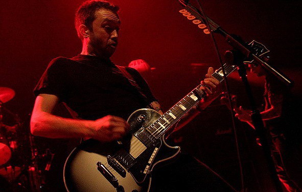 photo-Tim-McIlrath-hard-core-Rise-Against-Architects-live-concert-2005