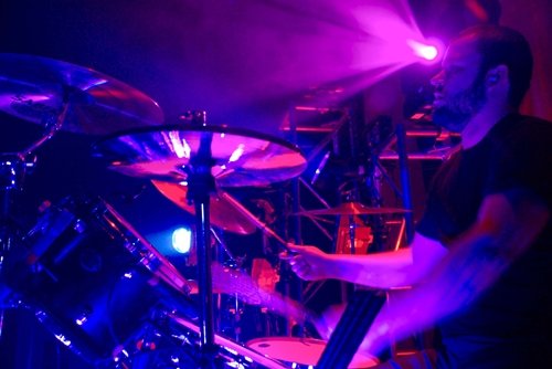 photos-Mr-Precision-punk-gruppa-RiseAgainst-Satellite-festival-2008