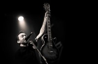 fotos-live-gruppa-RiseAgainst-live-in-petersburg-Make-It-Stop-2009