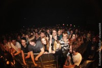 foto-live-group-Rise-Against-v-moskve-The-Dirt-Whispered-2009