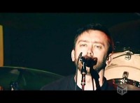 photosession-Tim-McIlrath-vocalist-RiseAgainst-home-photos-Savior-2012