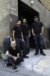 foto-hard-core-band-Rise-Against-personal-life-2005