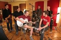 foto-hard-core-band-Rise-Against-personal-life-2005