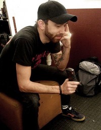 Фотографии участников группы Rise Against вне сцены