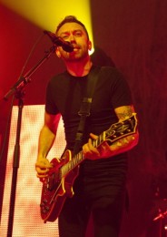 photo-Joe-Principe-rock-gruppa-RiseAgainst-rock-festival-Lanterns-2012