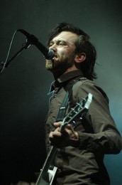 photos-Tim-McIlrath-punk-gruppa-RiseAgainst-Savior-on-scene-2002